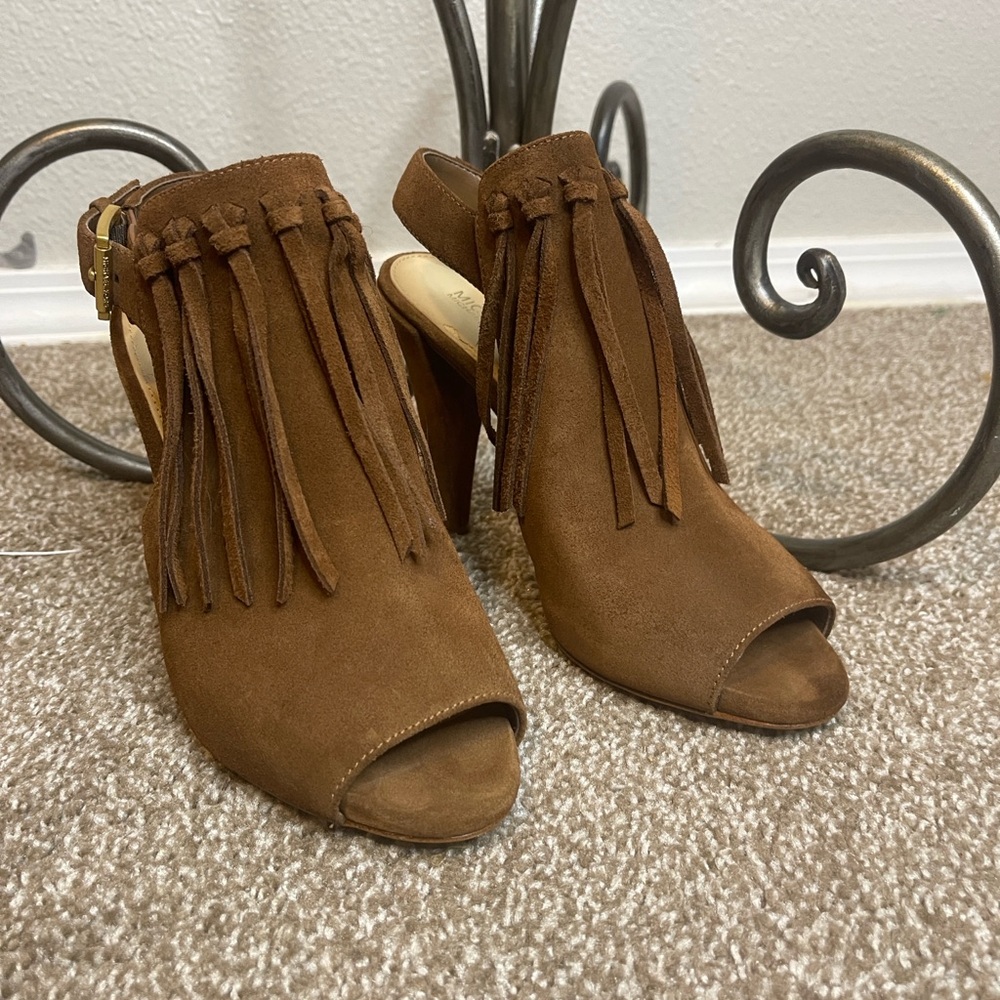 Micheal Kors Kassidy Open Toe Fringe Heel